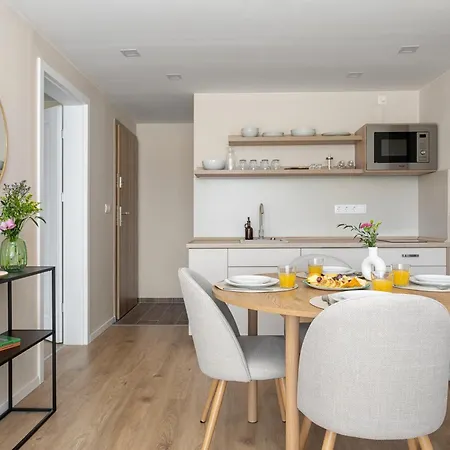 شقة Dolce Apartmanhaz *